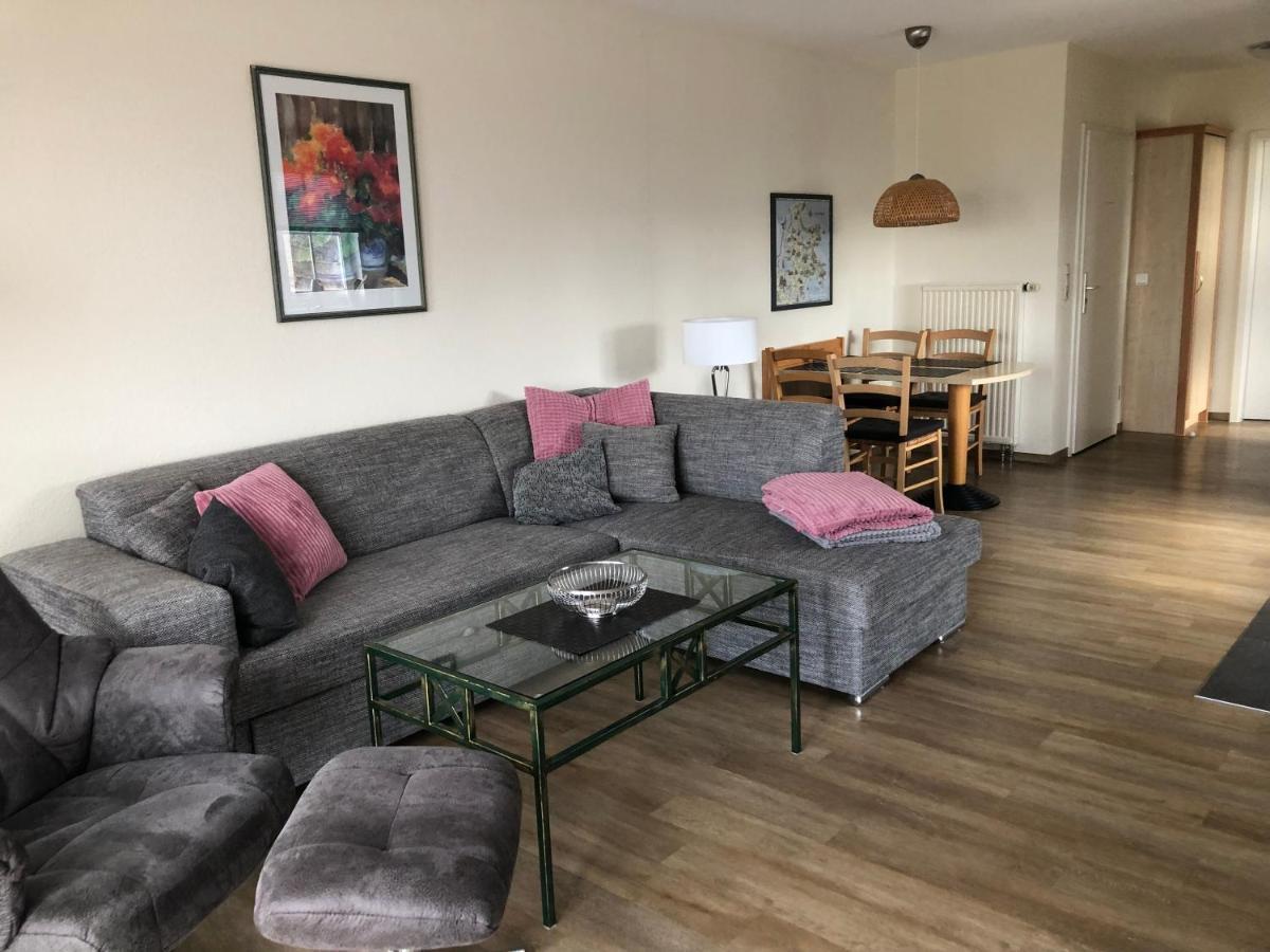 Ferienwohnung "Kranich" Im Ferien-Resort Ruegen Sagard Esterno foto