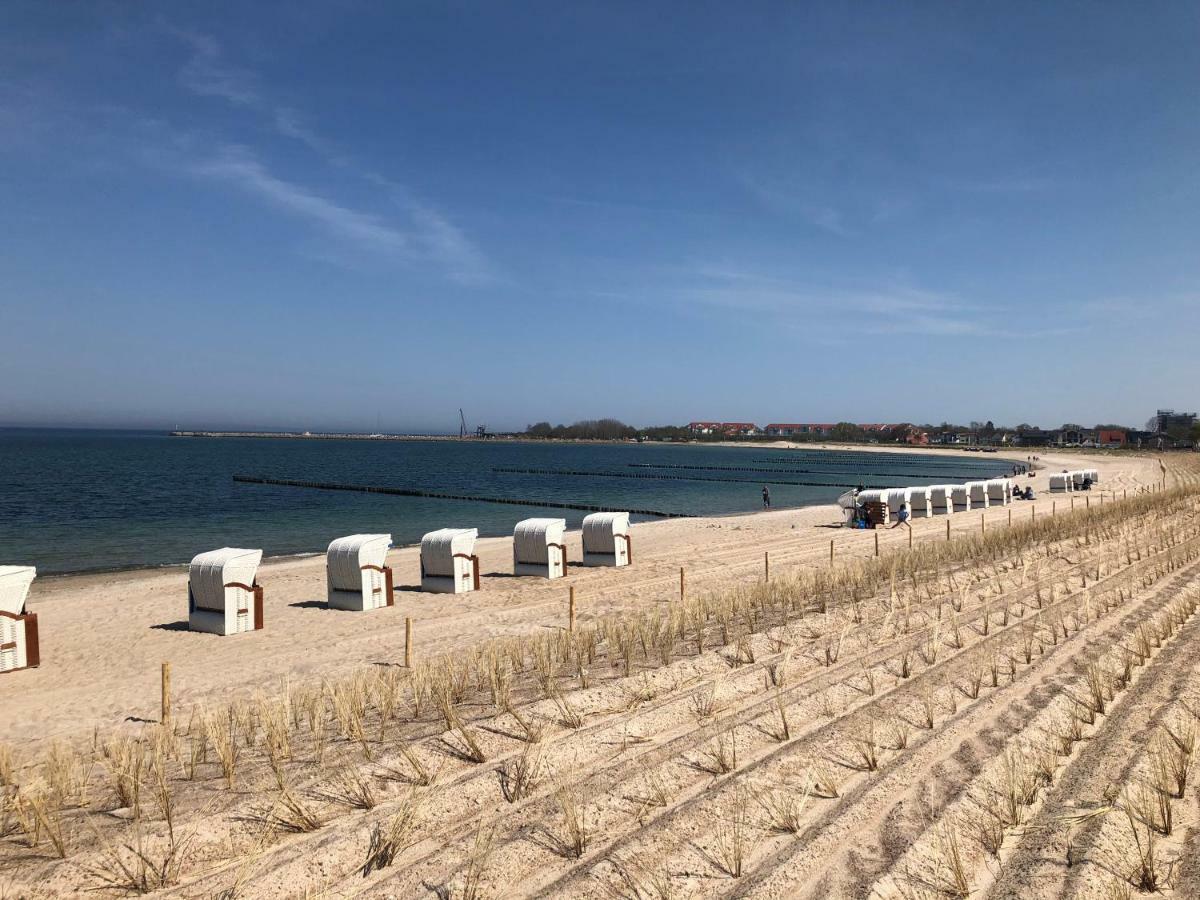 Ferienwohnung "Kranich" Im Ferien-Resort Ruegen Sagard Esterno foto