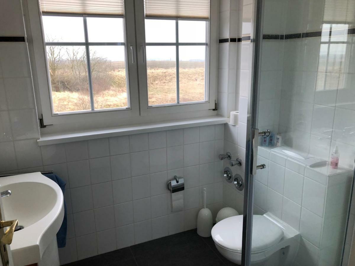 Ferienwohnung "Kranich" Im Ferien-Resort Ruegen Sagard Esterno foto
